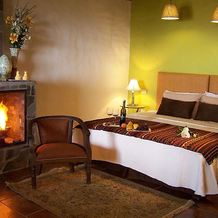 Hotel Villa Cassis Tapalpa Szoba fotó