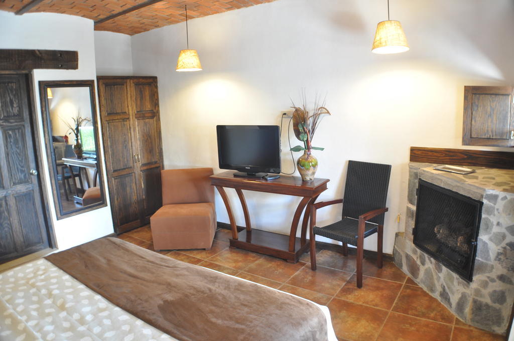 Hotel Villa Cassis Tapalpa Szoba fotó