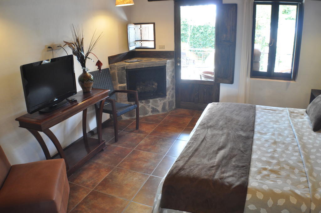 Hotel Villa Cassis Tapalpa Szoba fotó